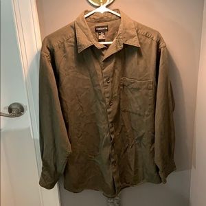 Men’s medium casual dress shirt